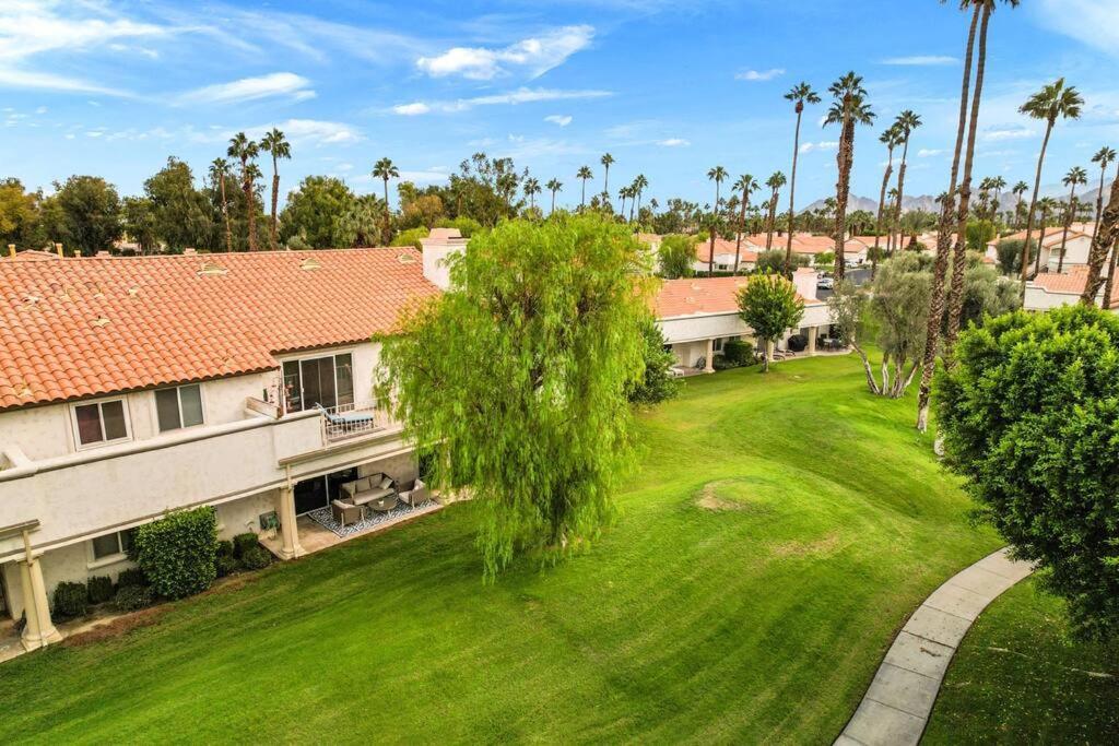 Desert Falls Diamond - Pool, Spa, Golf, Views!
