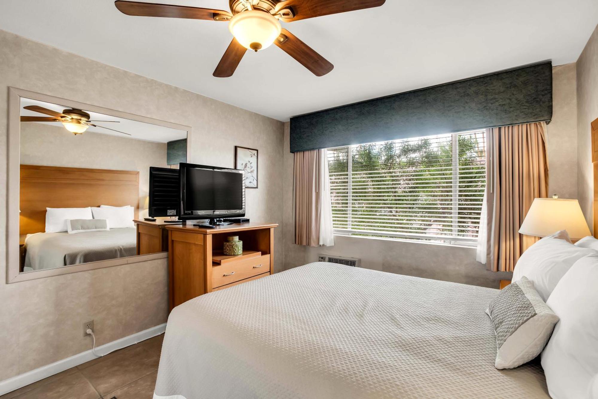 The At Deep Canyon Palm Desert
