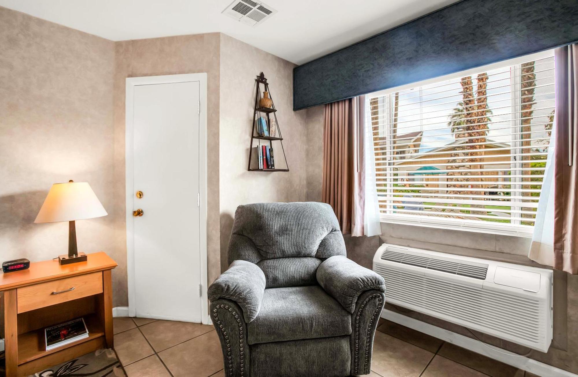 The At Deep Canyon Palm Desert