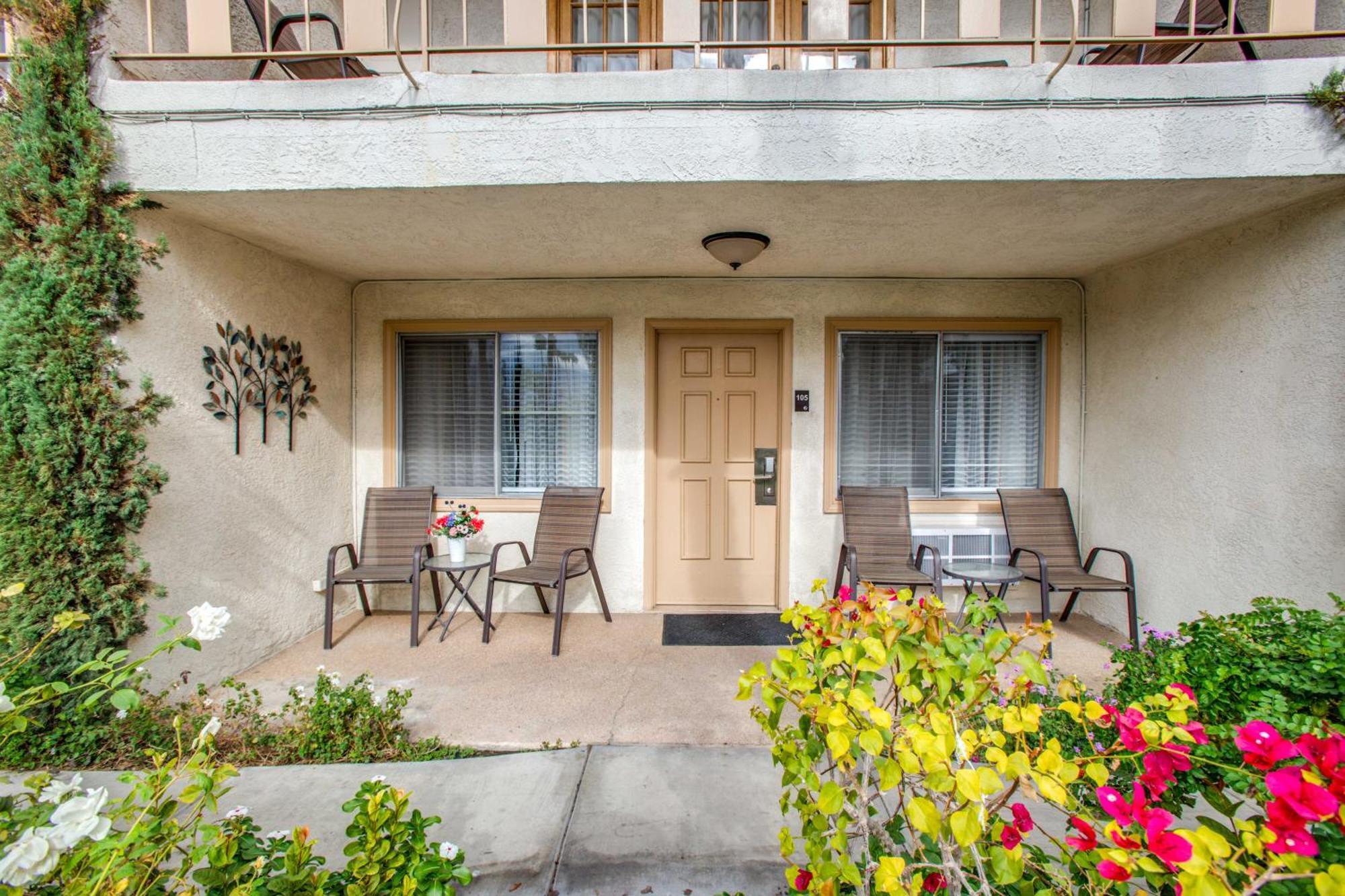 The At Deep Canyon Hotel