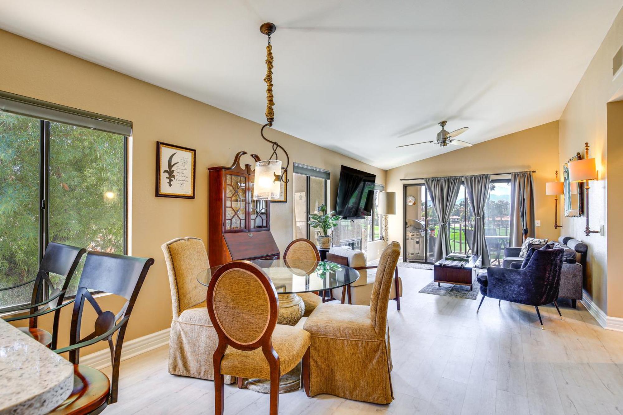 With Amenities! Apartment Palm Desert