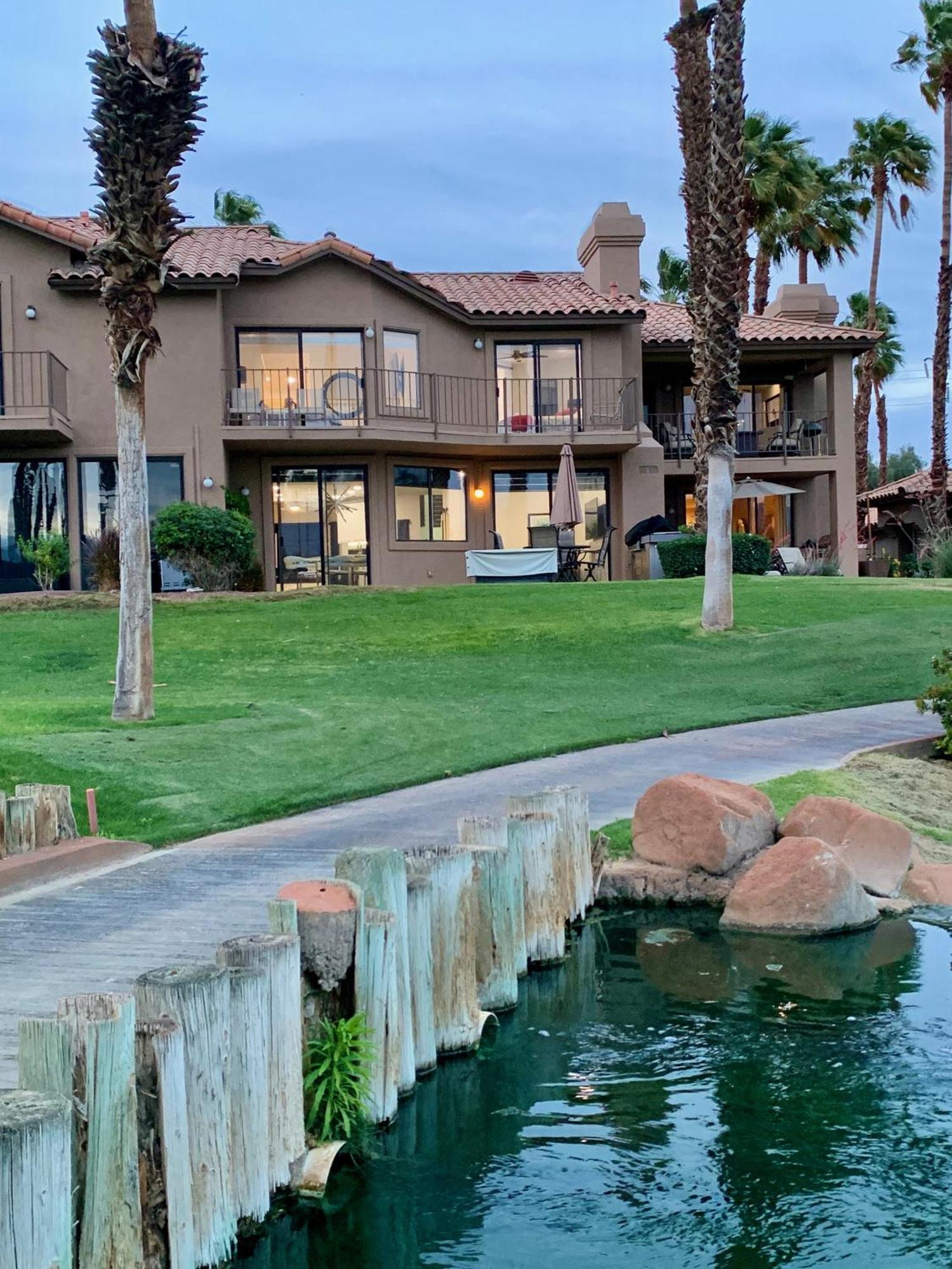 The View! Palm Desert Country Club Villa *