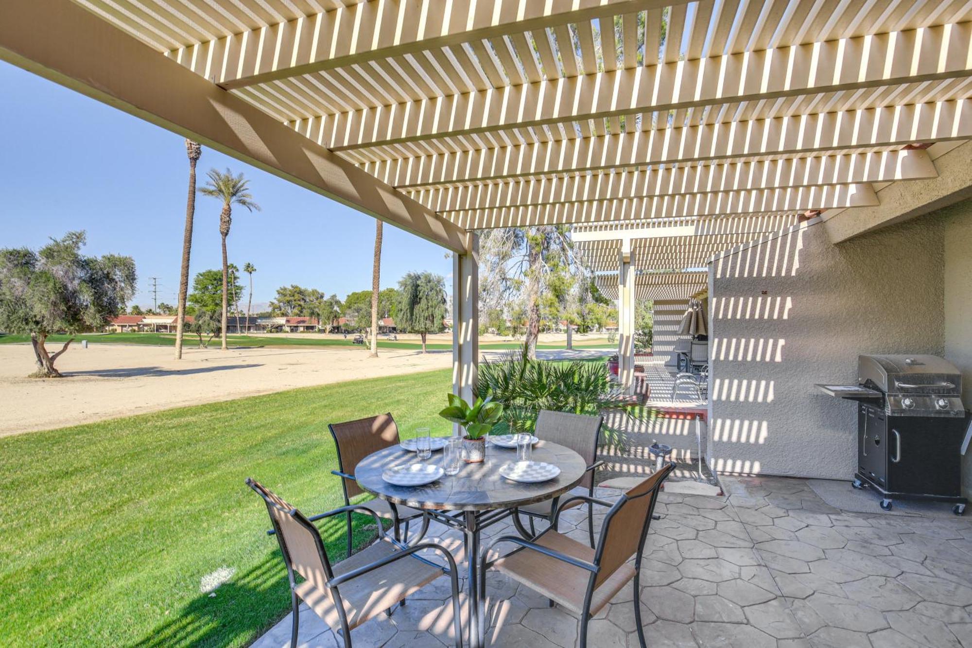 Pet-friendly Retreat Golf Course View Holiday home
