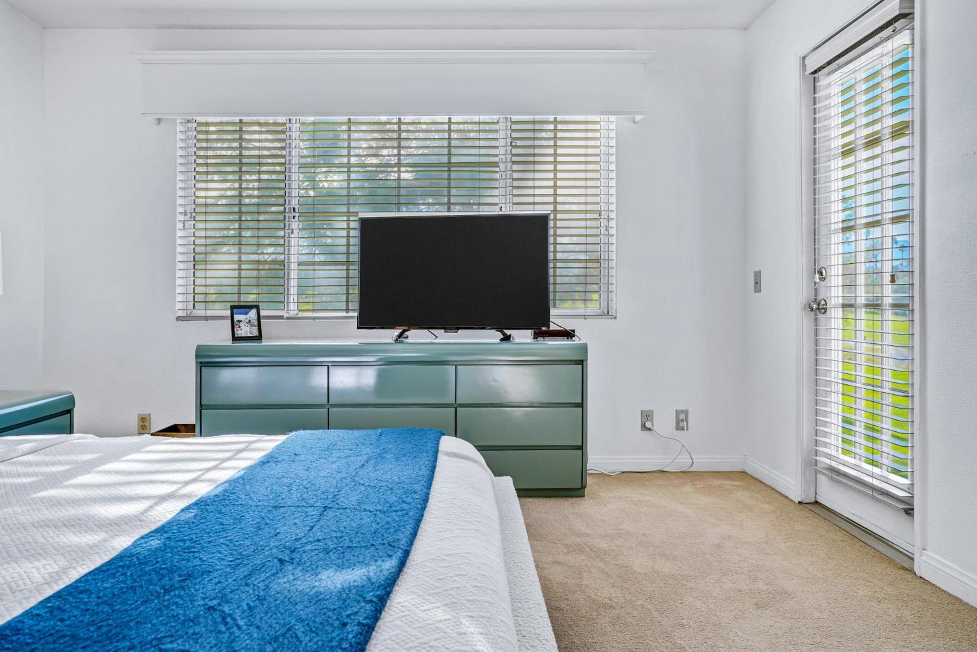 Apartment Idyll In The Desert - Immaculate Getaway *