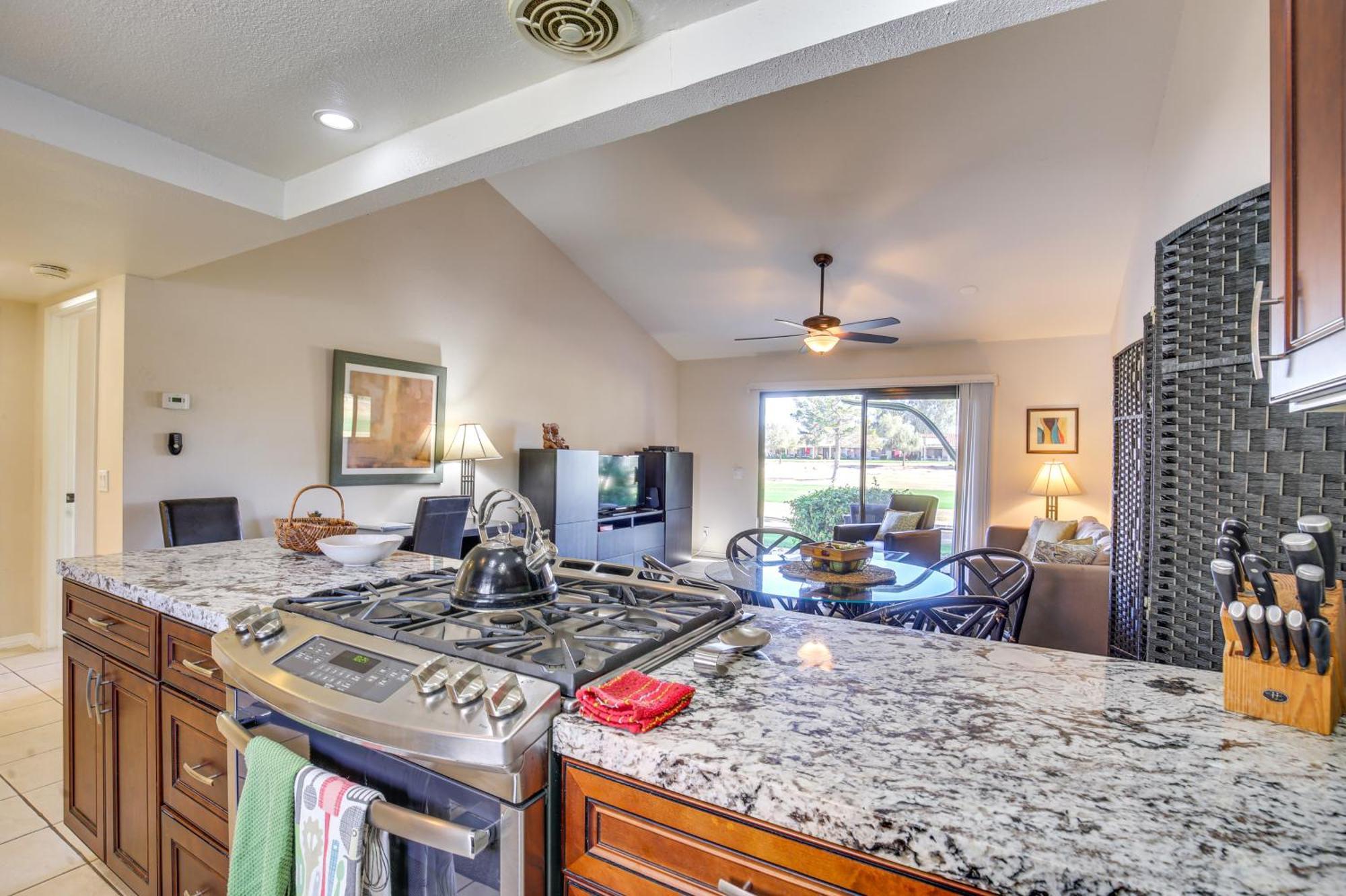 Apartment With Patio And Golf Course Views! *