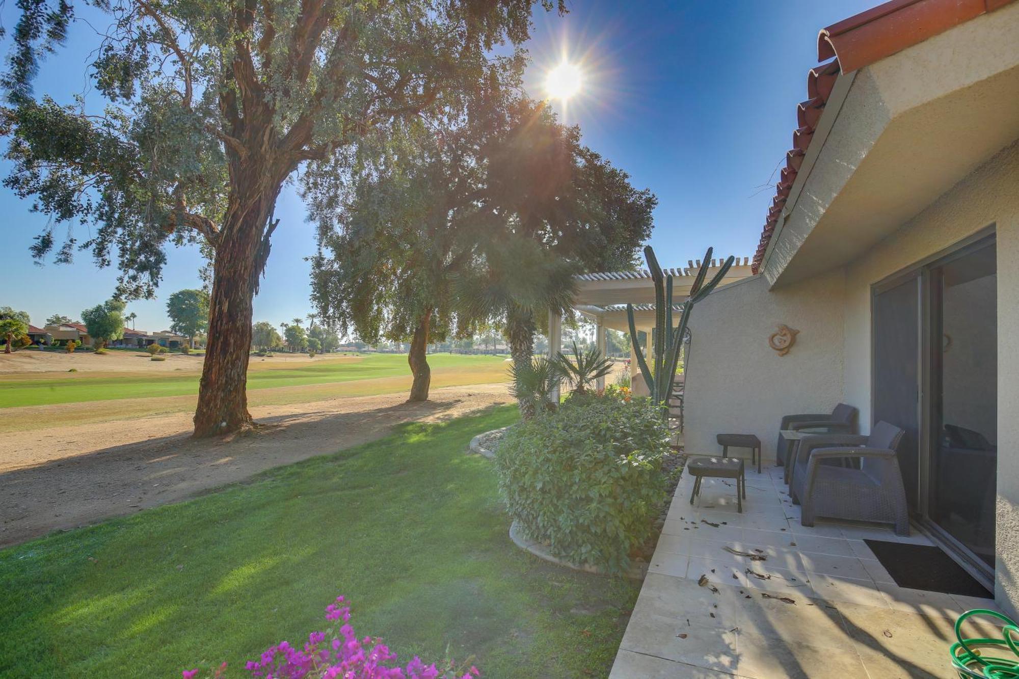 With Patio And Golf Course Views! Palm Desert