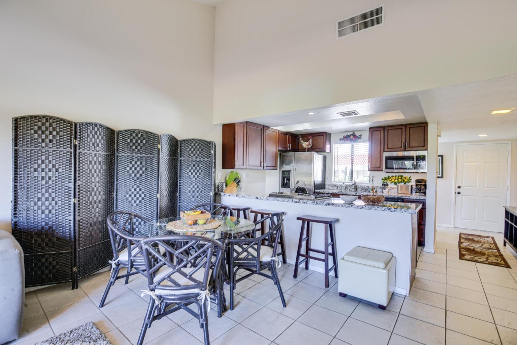 With Patio And Golf Course Views! *