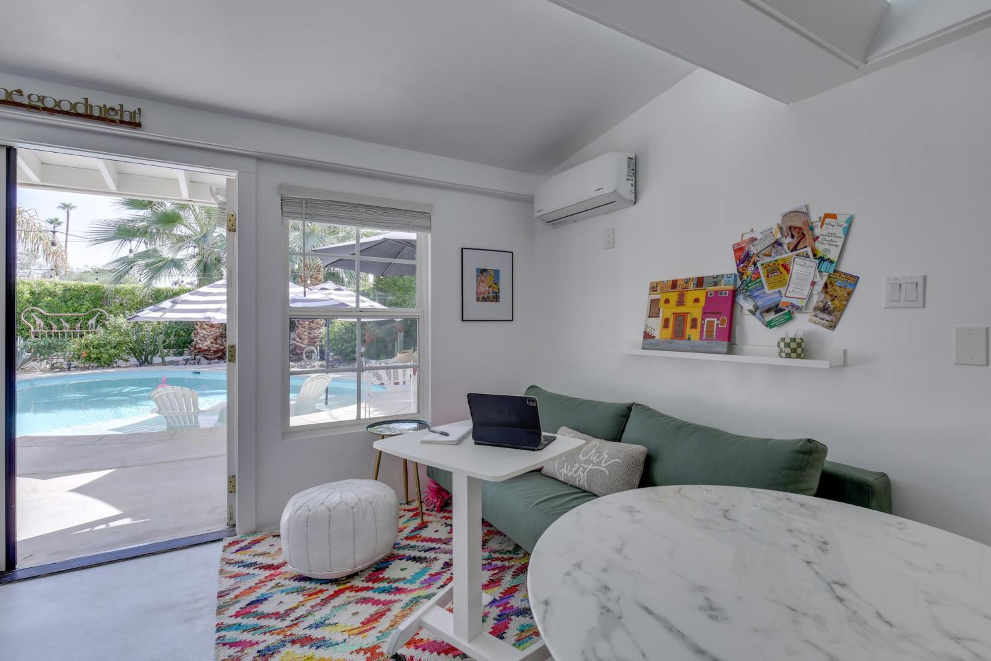 5 Blocks To El Paseo Casita With Pool Apartment Palm Desert
