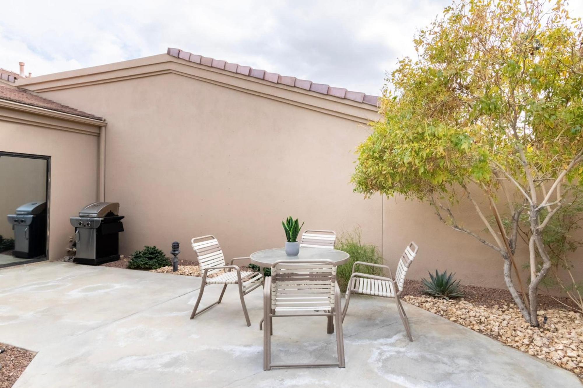 Paradise Point- View, Tennis, And Activity Club Palm Desert