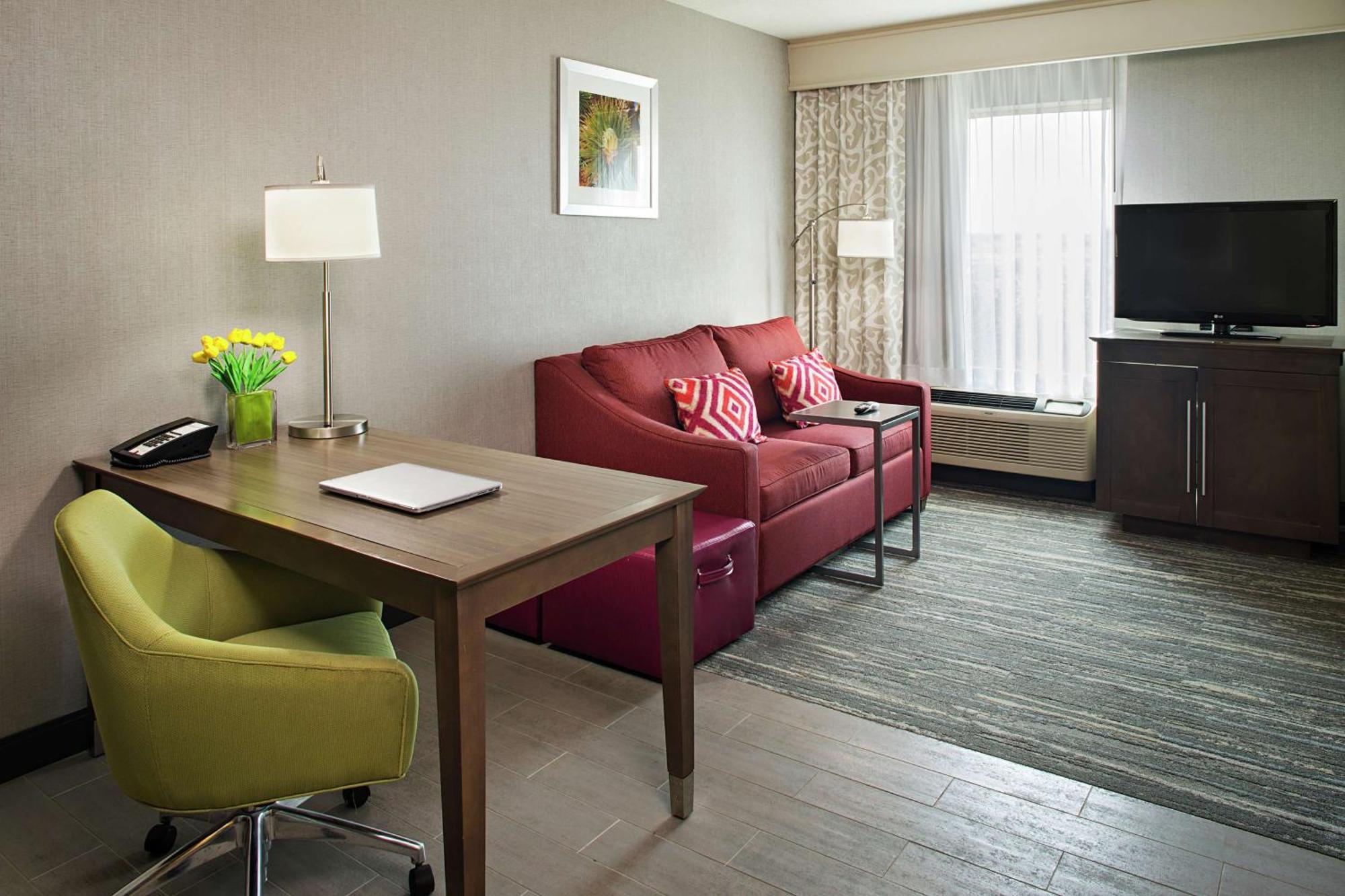 Hotel Hampton & Palm Desert