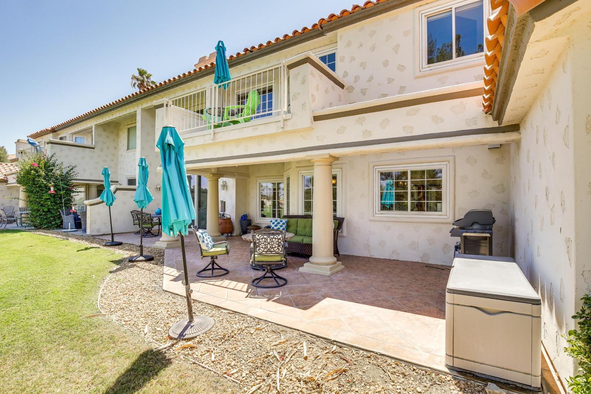 Townhome With Pool Access And Golf Course! Holiday home *