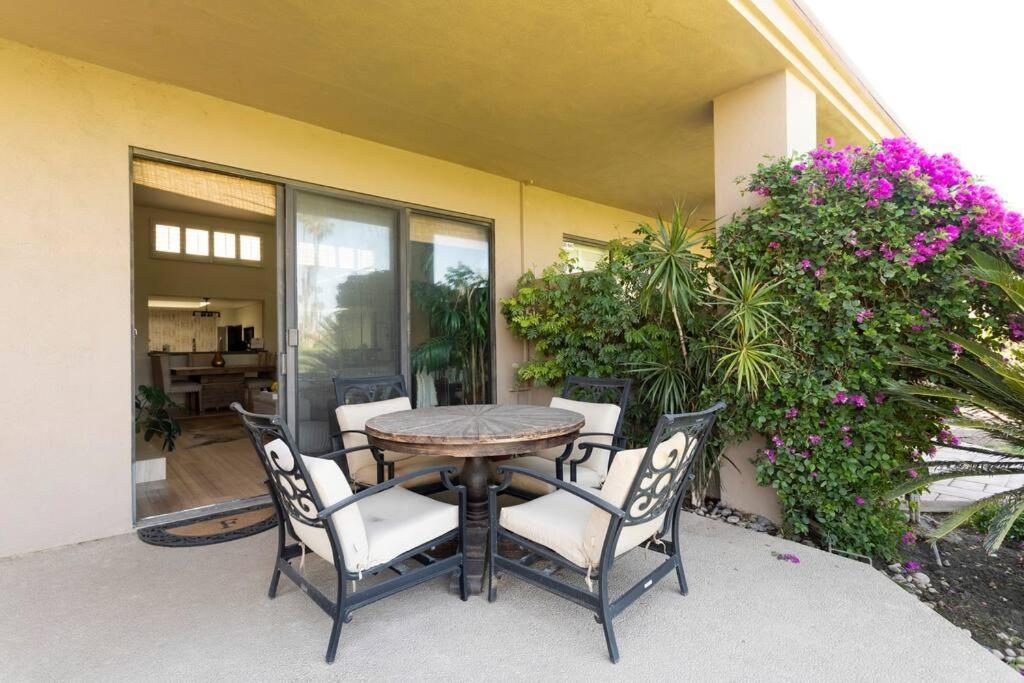 Sunny Escape On Golf Course Holiday home *