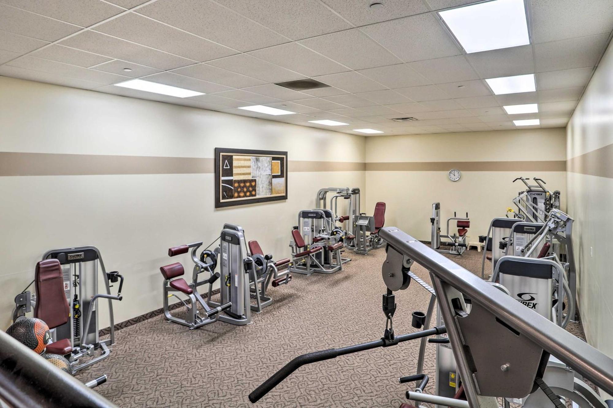 With Patio And Community Perks! Palm Desert