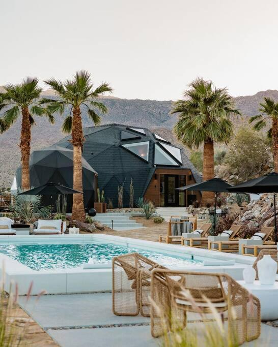 Perch - Rare Resort-style Geo Dome W/ Pickleball