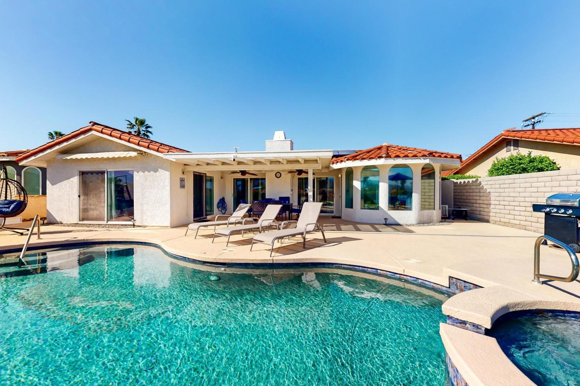 Dove Holiday home Palm Desert