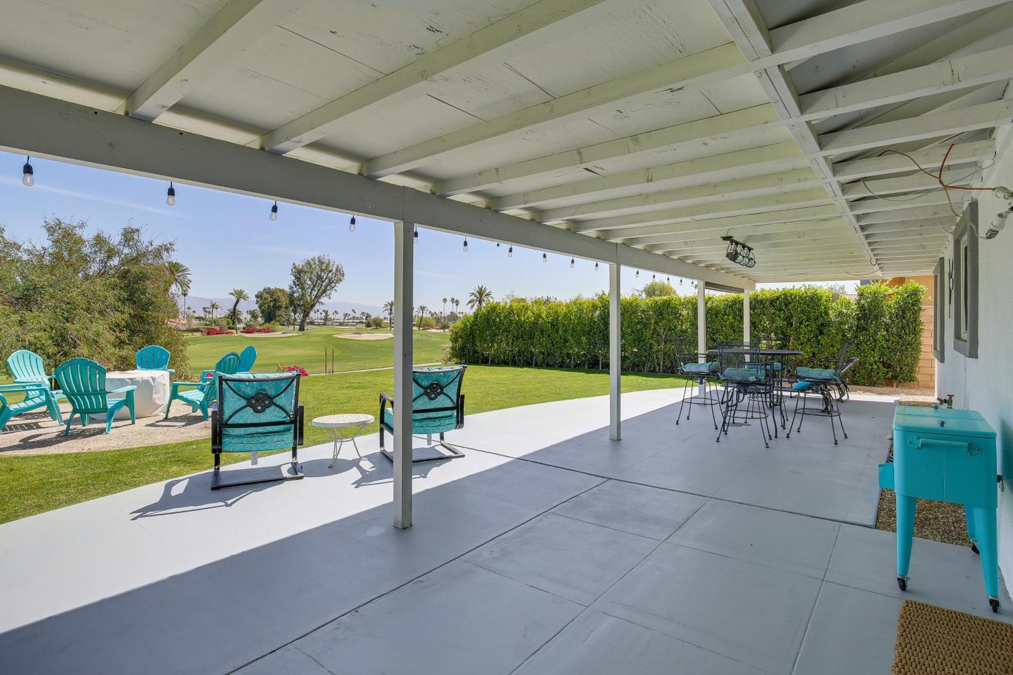 Pet-friendly Gem With Golf Course View