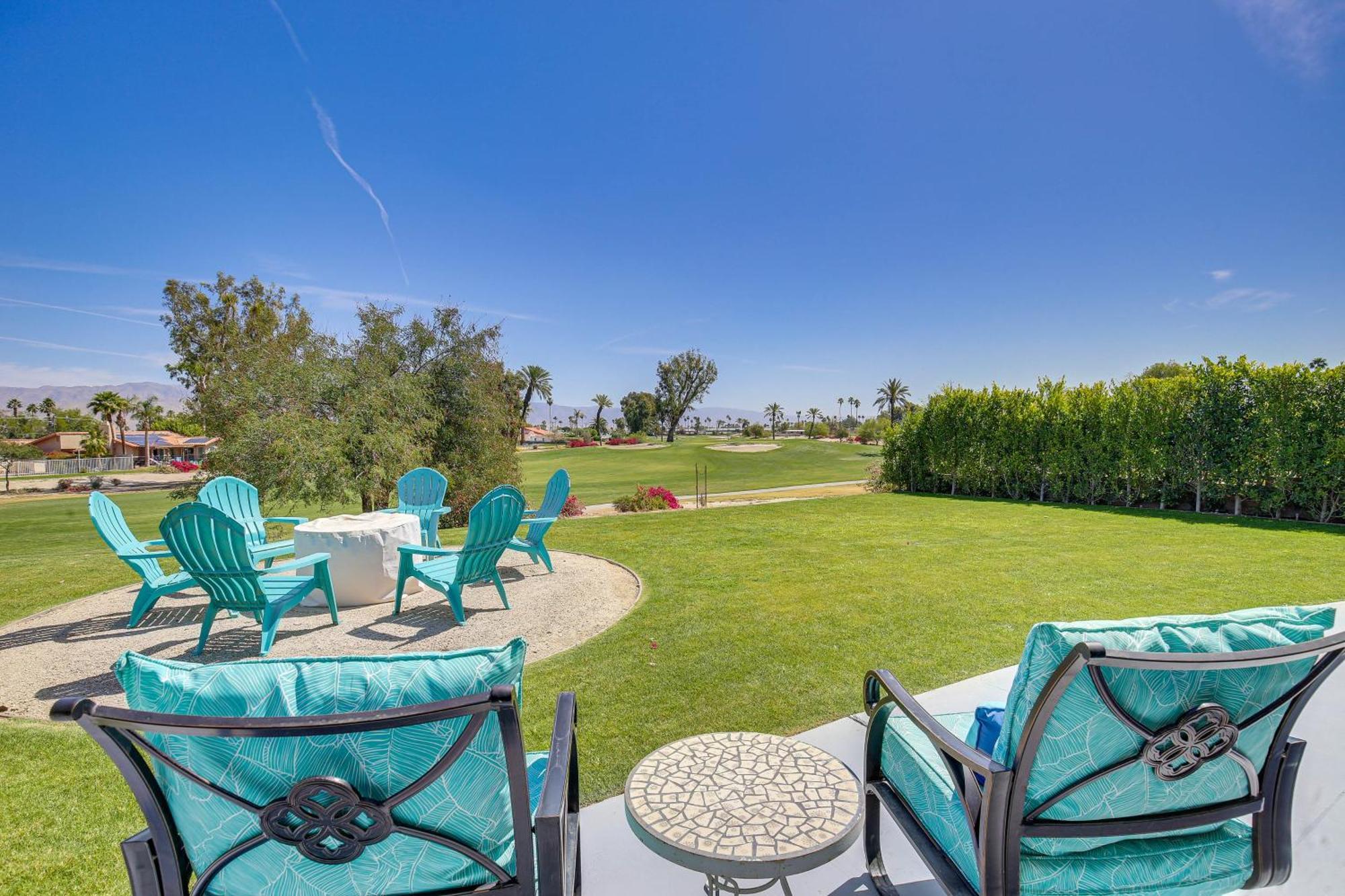 Pet-friendly Gem With Golf Course View Holiday home Palm Desert