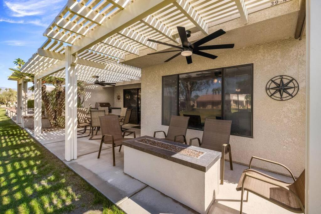 A Tranquil Away From Home! Holiday home Palm Desert