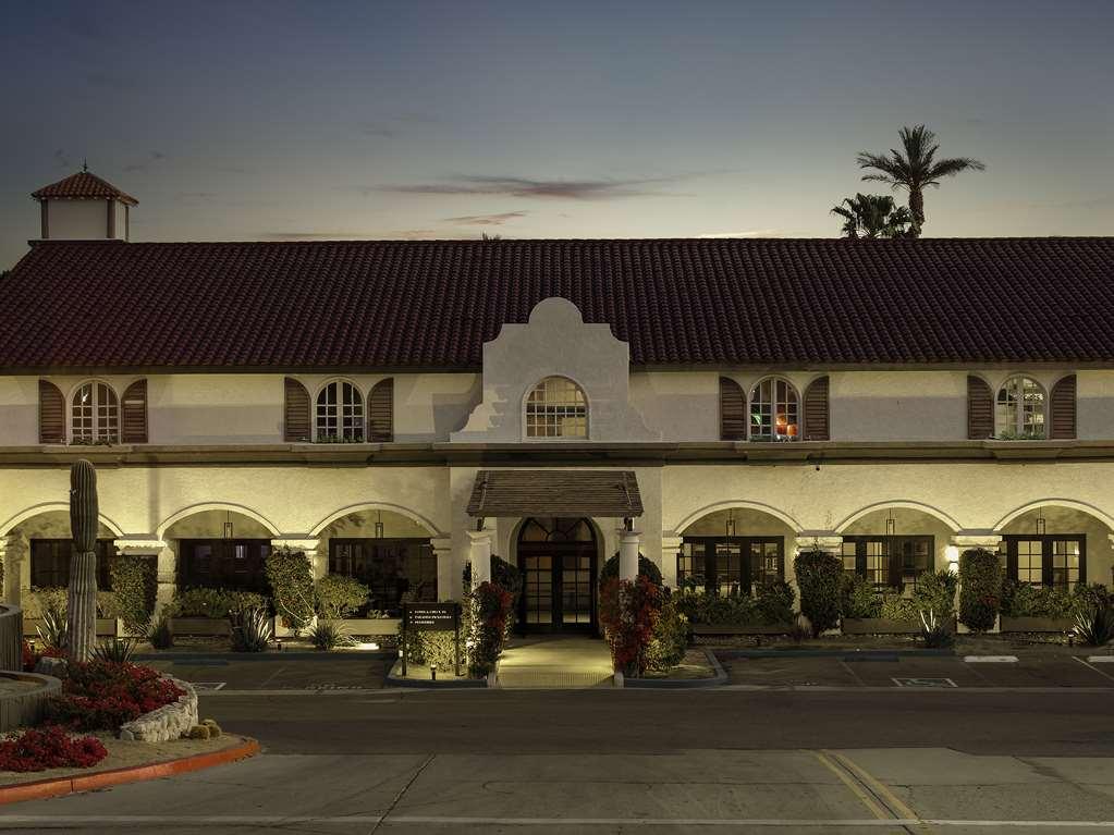 Embassy By Hilton Resort