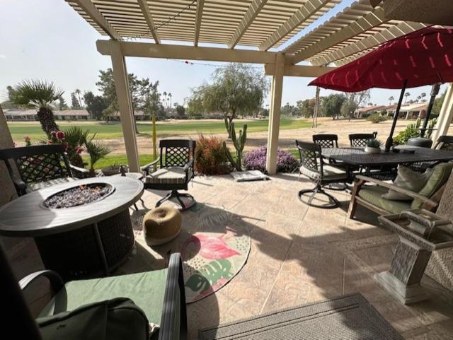 Spacious 2 Bedroom 2 Ba On Golf Course Villa *