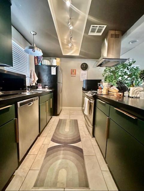 Villa Spacious 2 Bedroom 2 Ba On Golf Course *