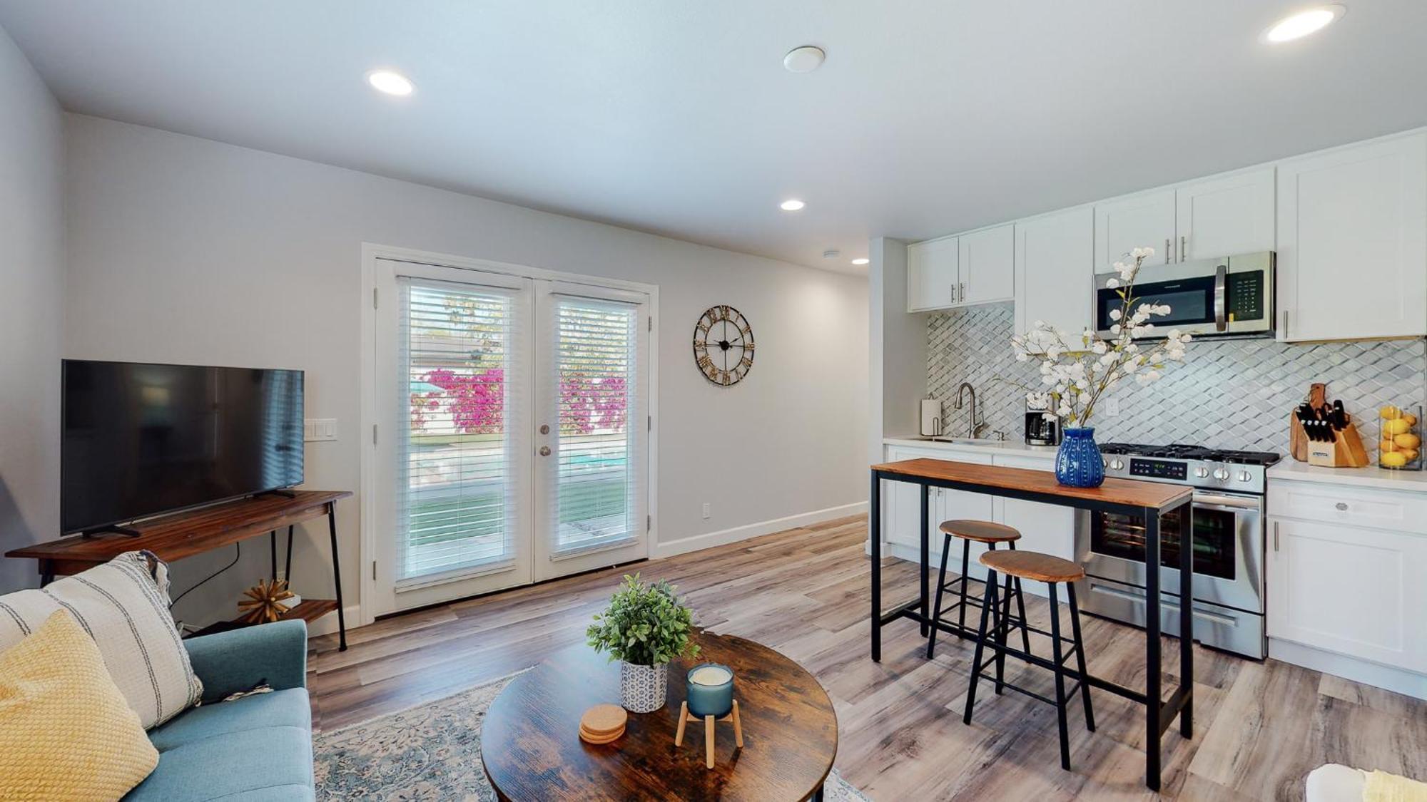 Holiday home Mini Is Yours Fun In The Sun With Massive Back Yard A Please Surprise Upon Arrival At Your Mini Palm Desert