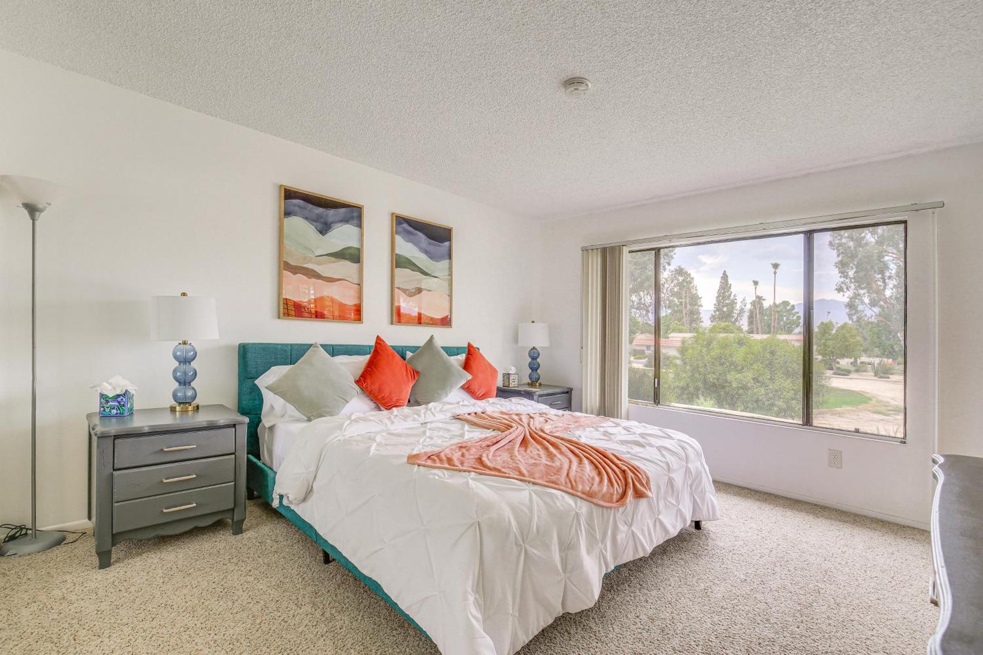 Country Club With Views! Palm Desert