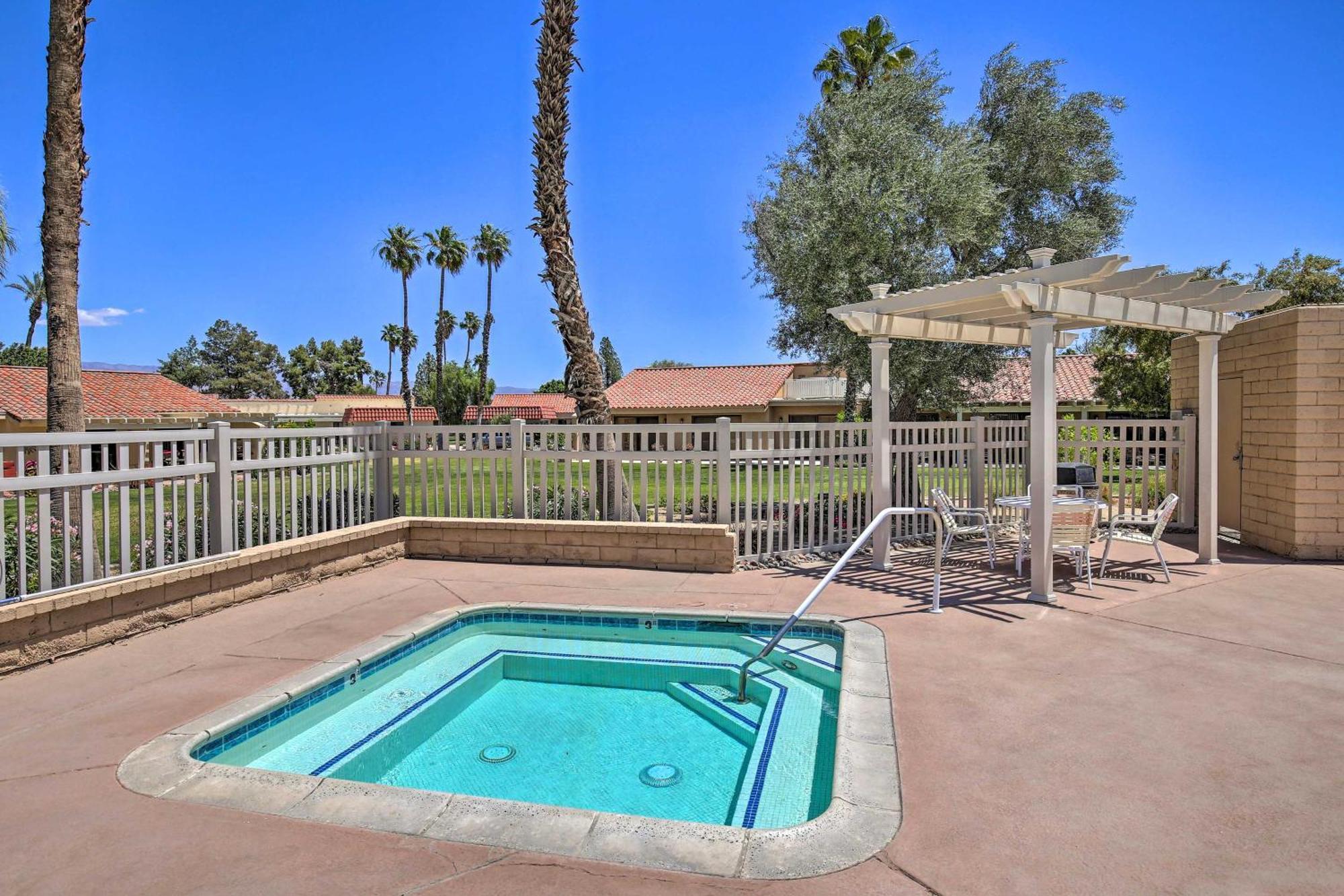 Country Club With Views! Palm Desert
