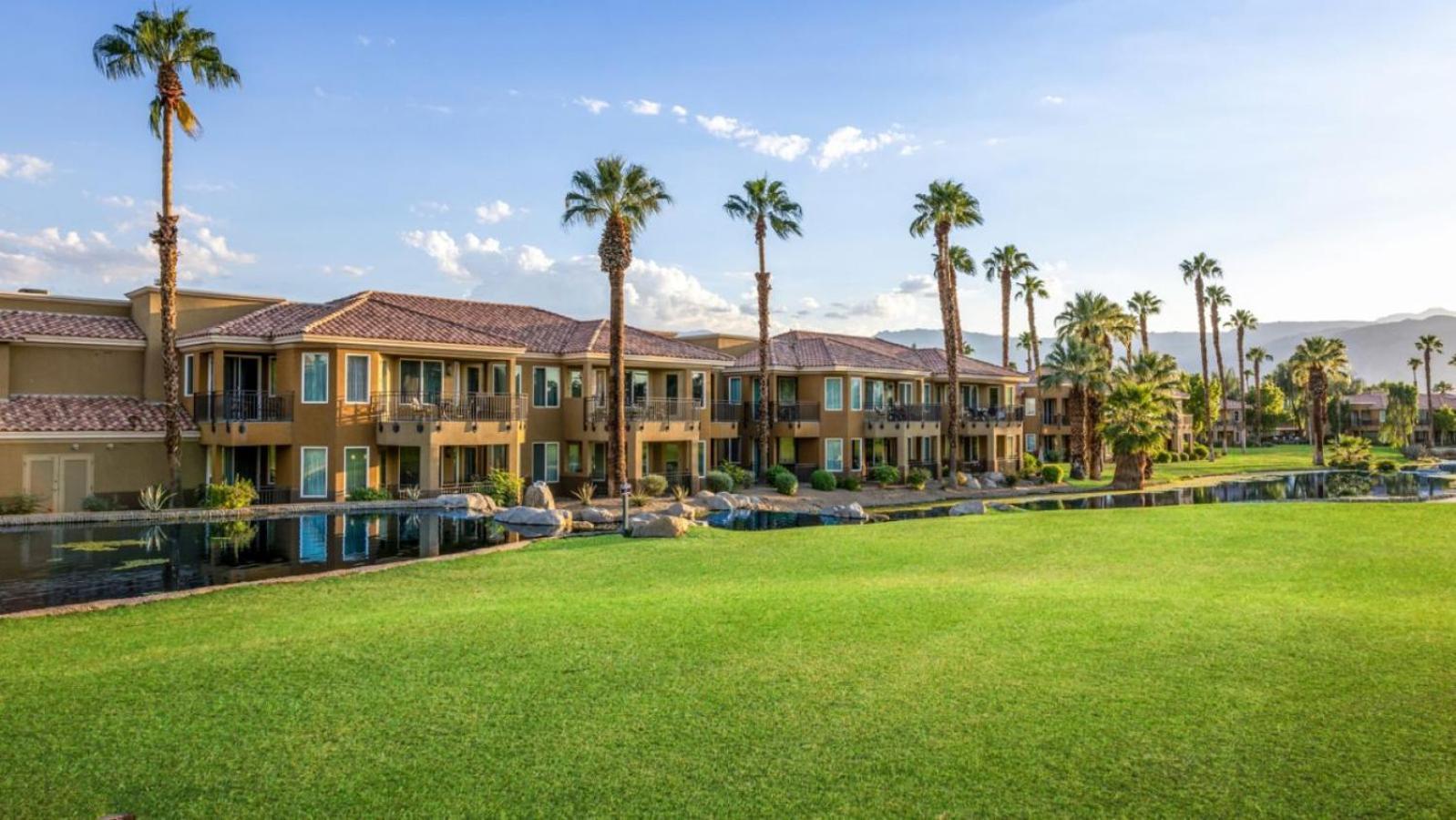 Marriott Desert Springs Ii Luxury Guest