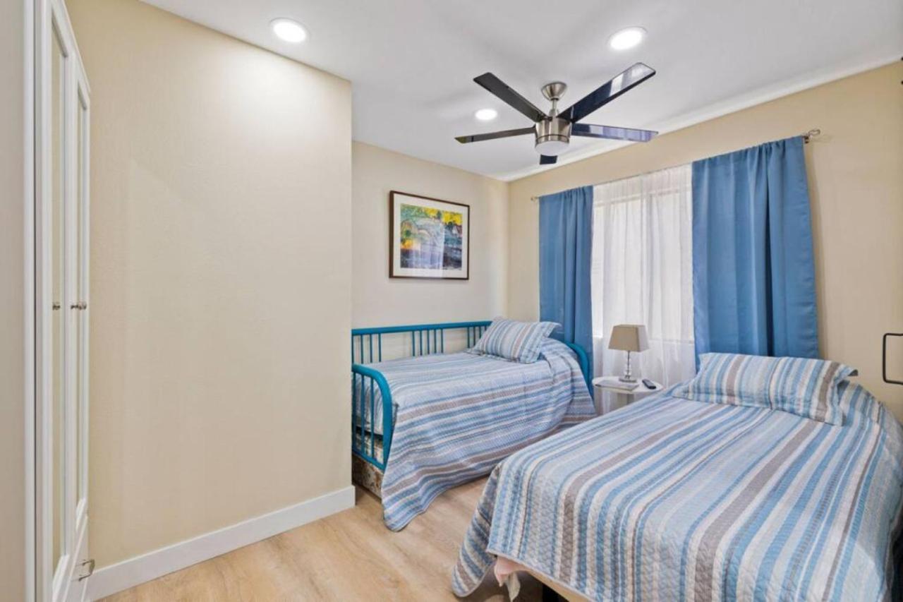 Apartment Casa Amiga - Gated Community , Pool , Golf Palm Desert