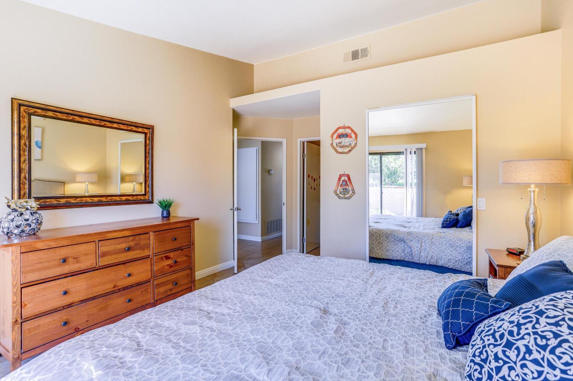 Apartment With Community Pool Near Golf! Palm Desert