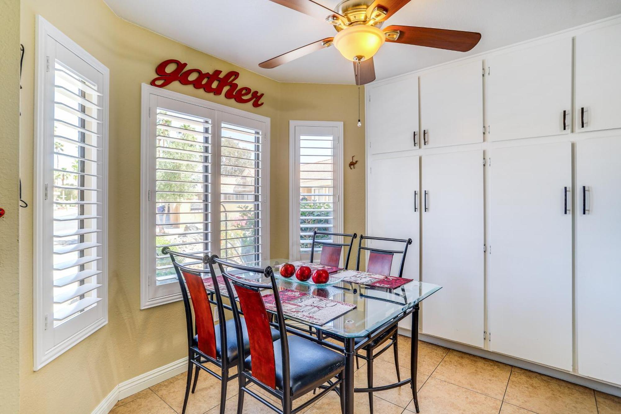 With Community Pool Near Golf! Palm Desert