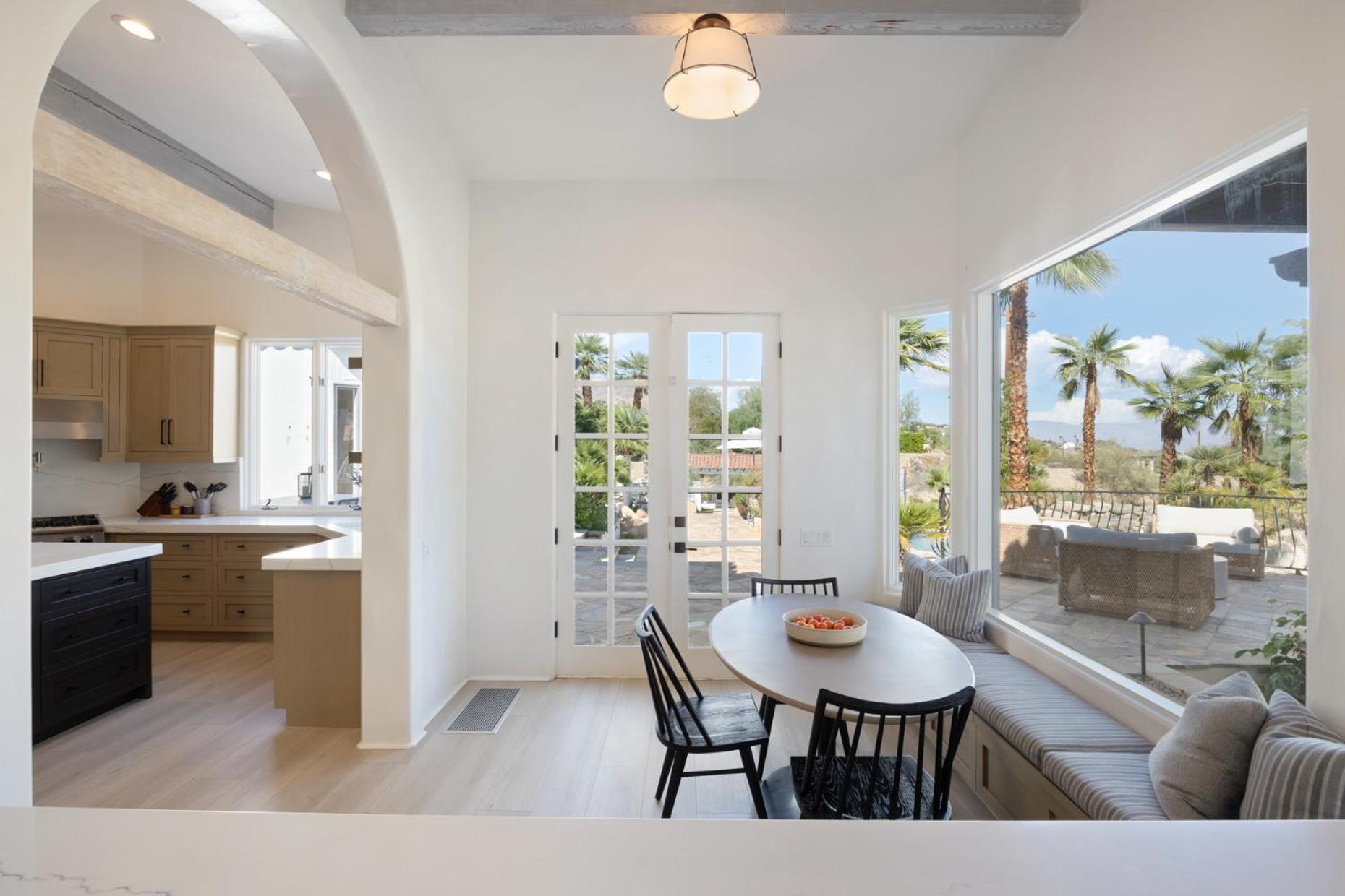 Holiday home Jaguar Estate - Private Lush Estate With 2 Incredible Pools And Spas, Pickleball And Style Yard *