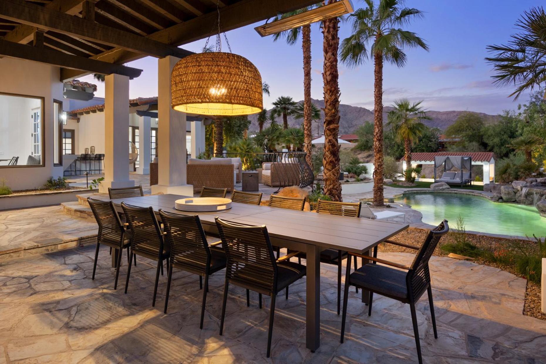 Jaguar Estate - Private Lush Estate With 2 Incredible Pools And Spas, Pickleball And Style Yard Holiday home