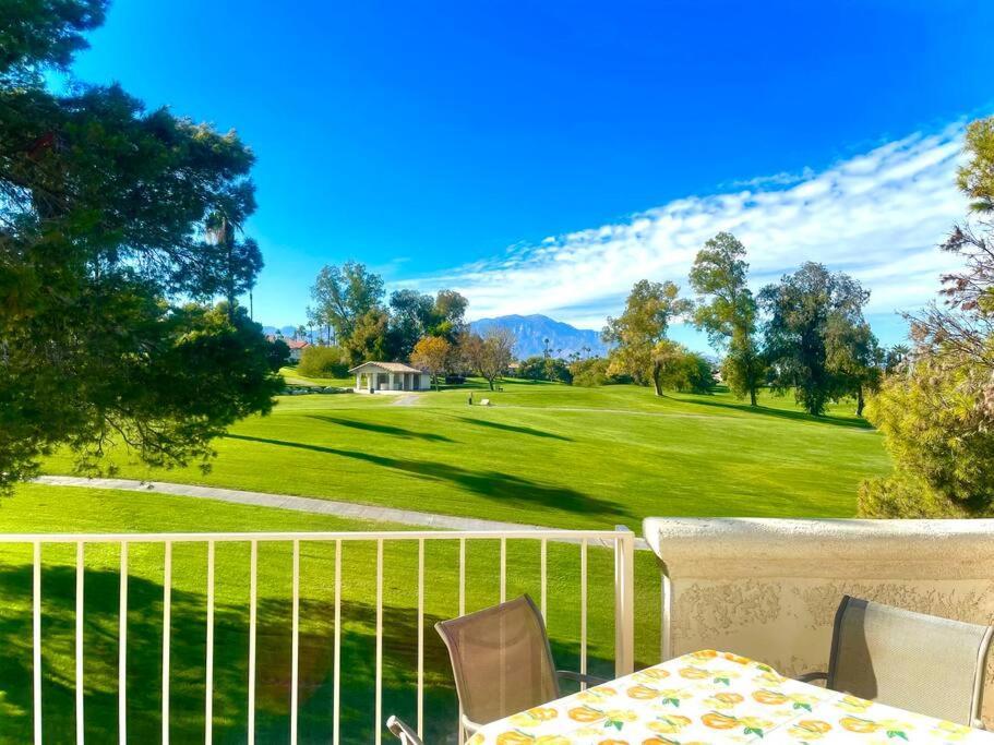 Desert Falls Getaway, Pets Ok, Heated Pool And Spa,golf * Palm Desert