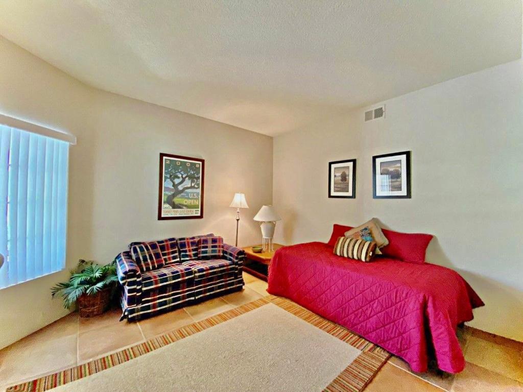 Desert Falls Golf, 1st Floor, Pool/gym/golf View Apartment Palm Desert