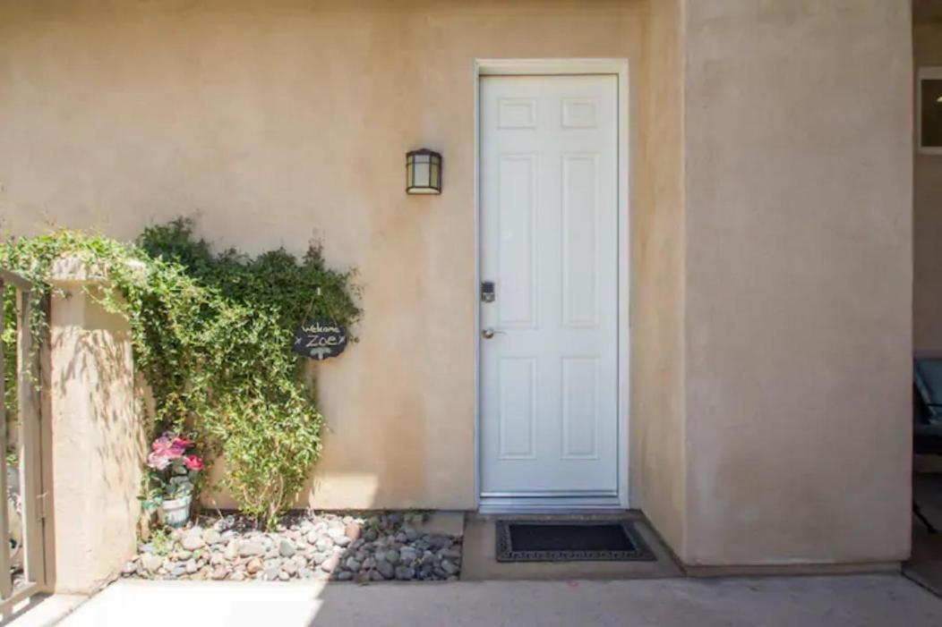 Private Casita In The Heart Of Palm Desert