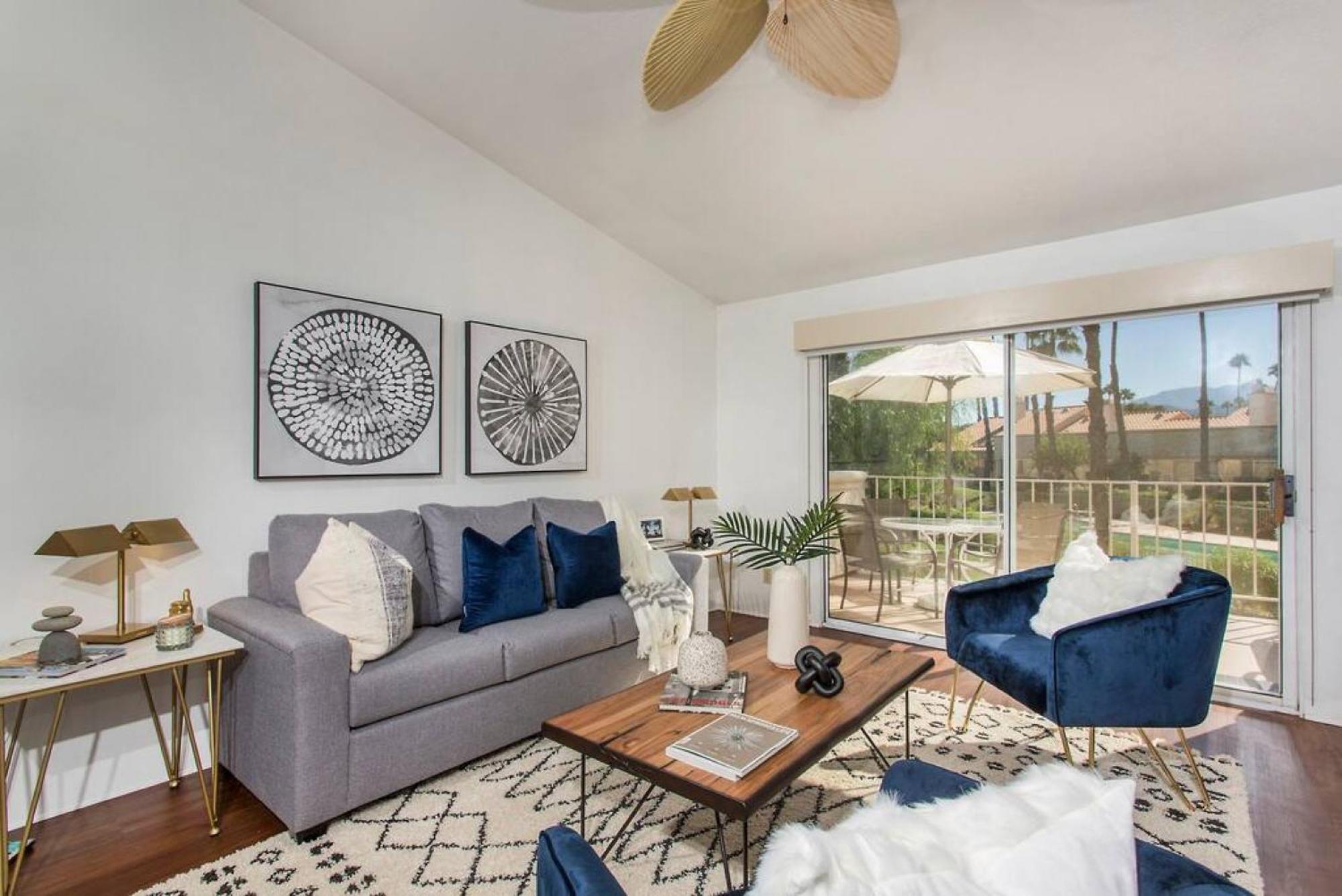 Beautiful Oasis 2bd 2ba Getaway Holiday home *