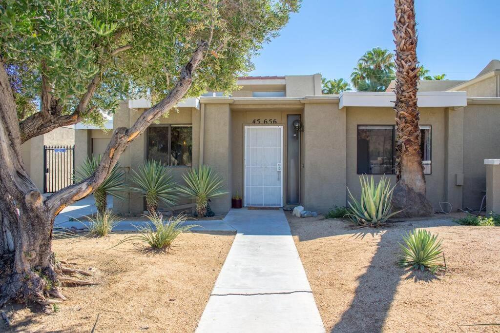 Charming Oasis - An Ideal Getaway *