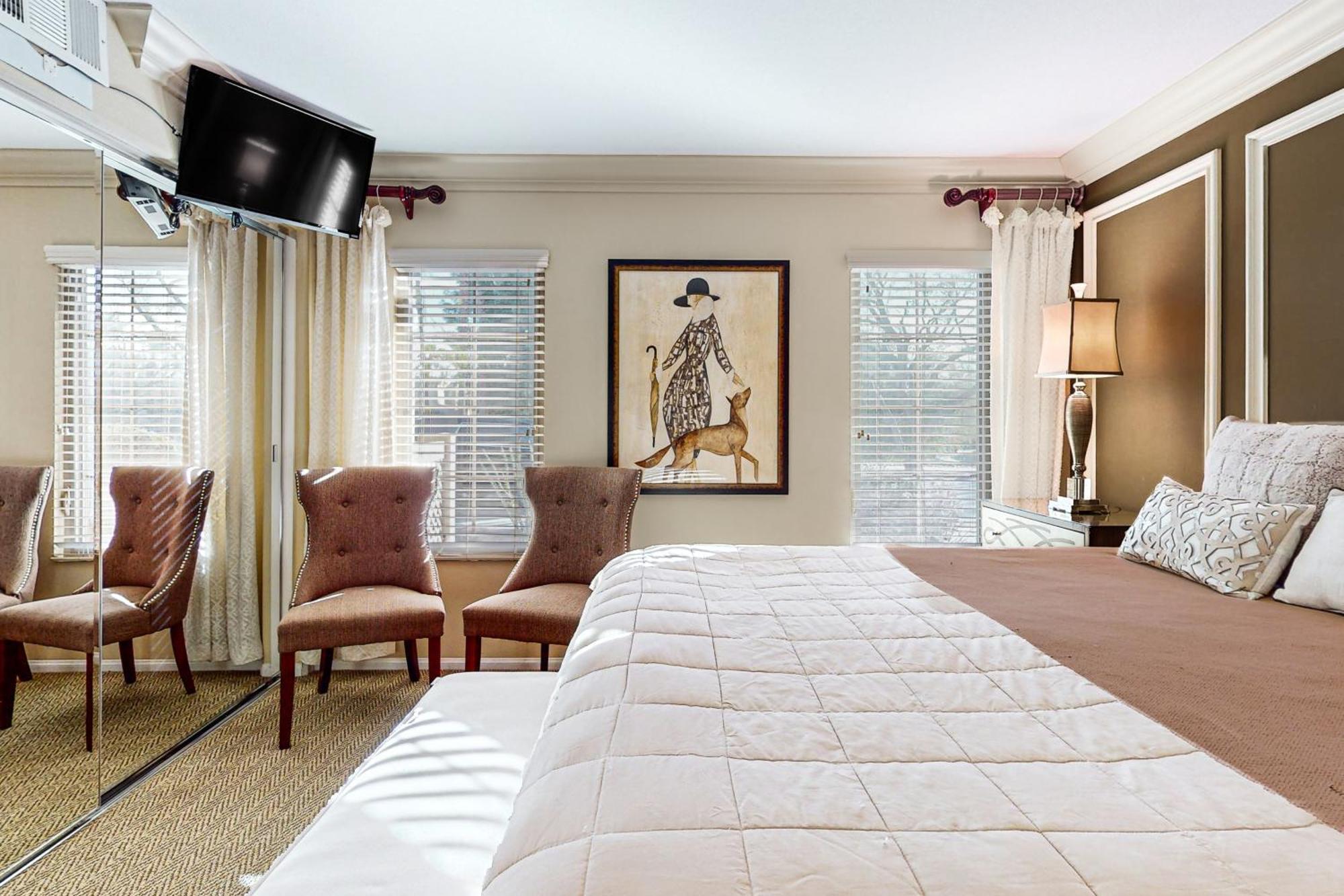 Desert Luxury At Spanish Walk