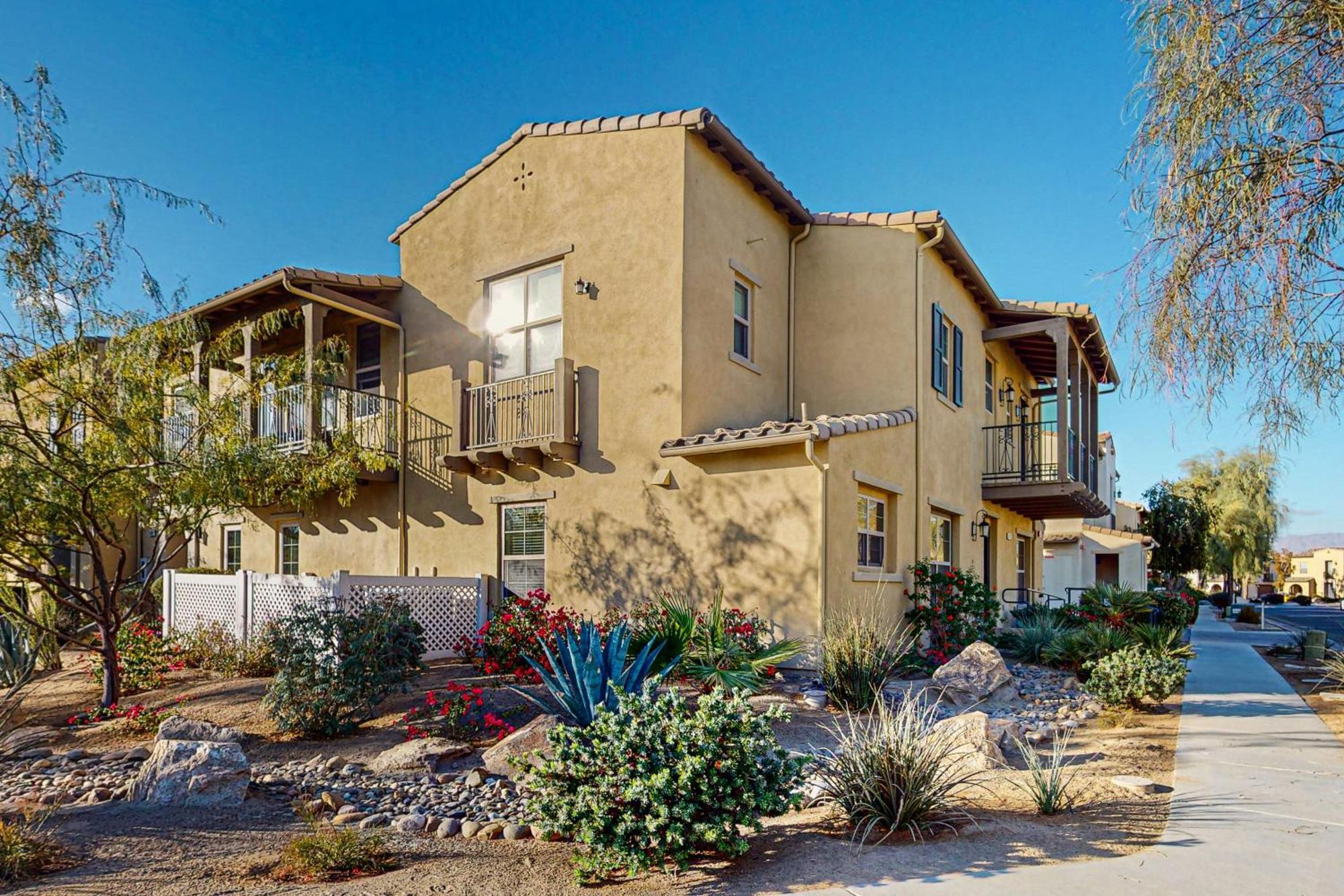 Desert Luxury At Spanish Walk * Palm Desert