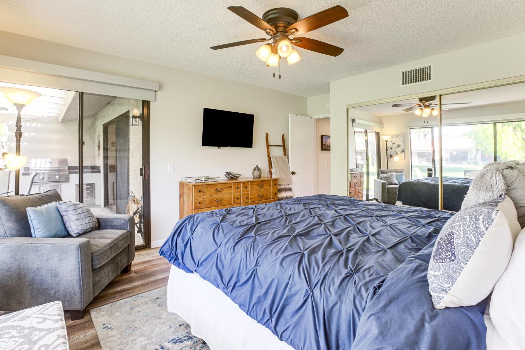 Golf Course On-site Peaceful In Palm Desert