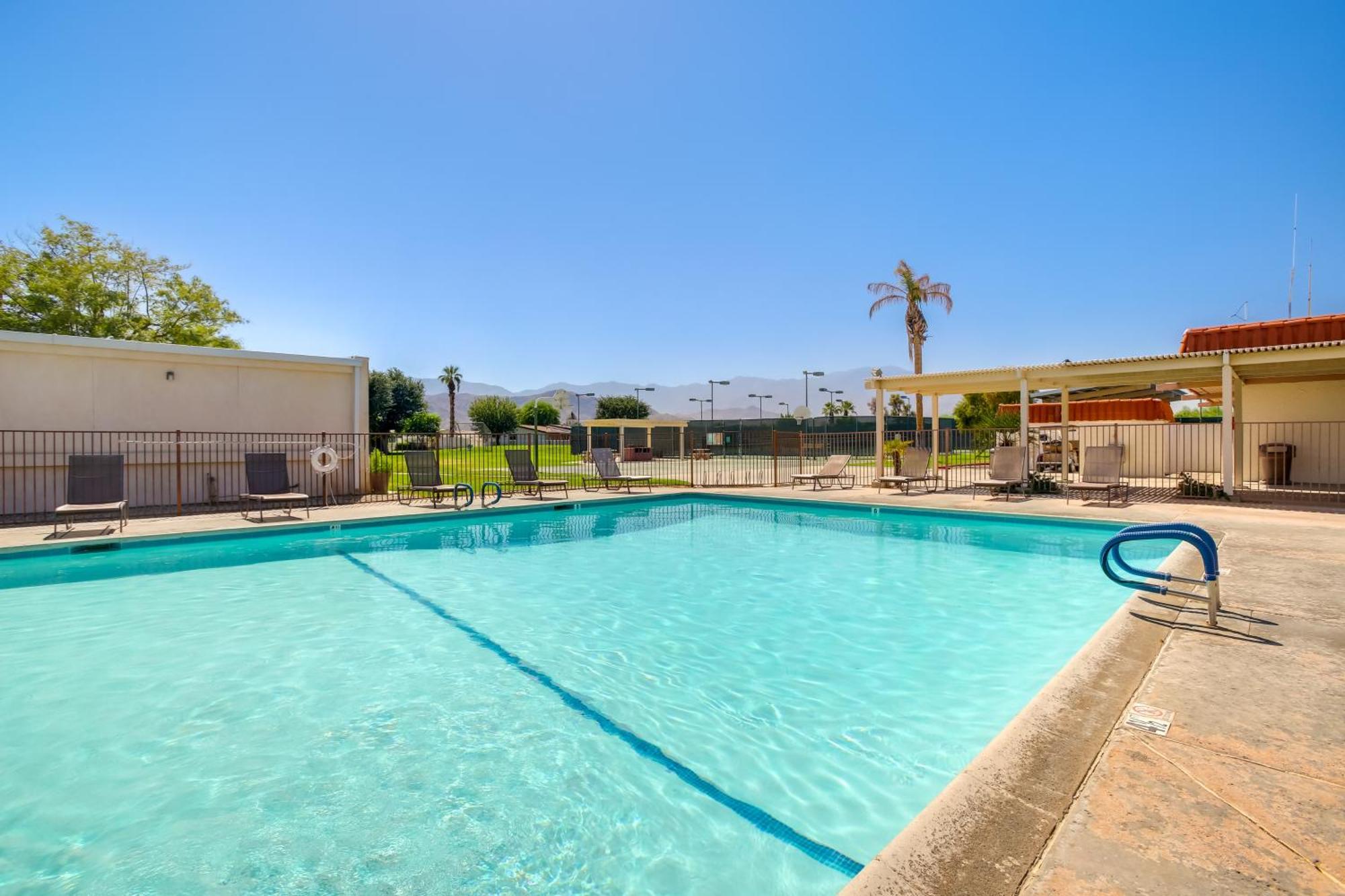 Golf Course On-site Peaceful In