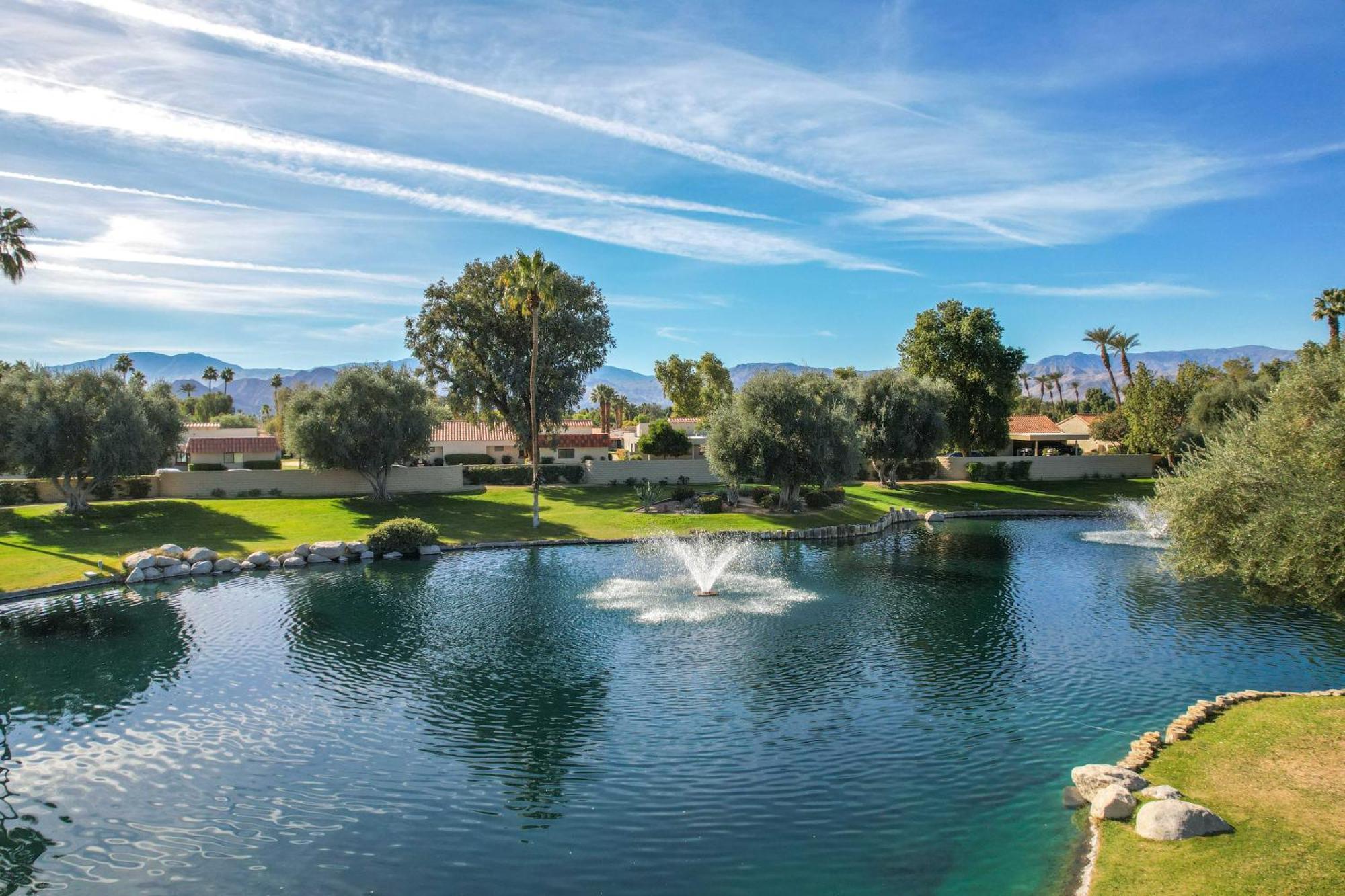 Games, Grill And Golf Course View Gem! * Palm Desert