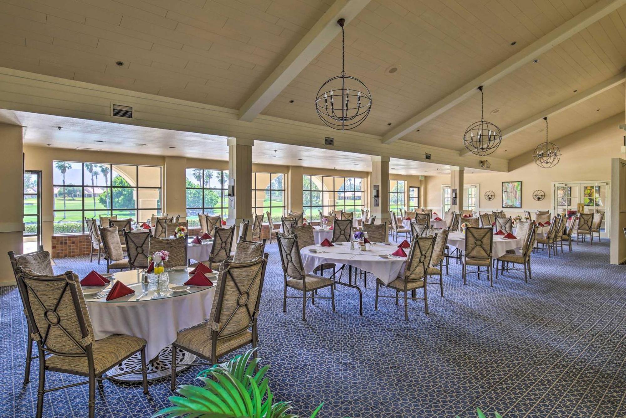 Games, Grill And Golf Course View Gem! Palm Desert