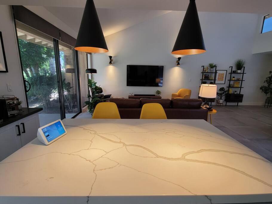 Holiday home Upscale Mid Century On The W Private Hot Tub Palm Desert