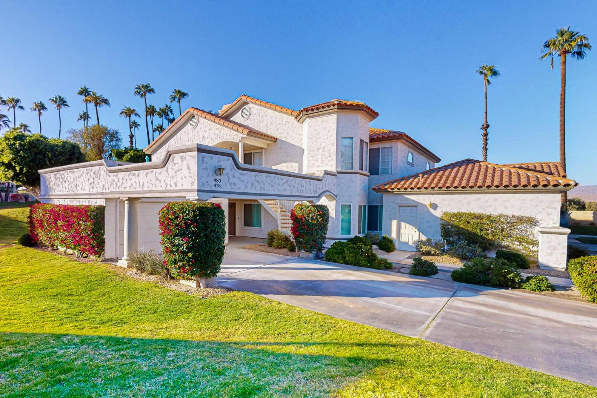 Luxury Living In The Desert * Palm Desert