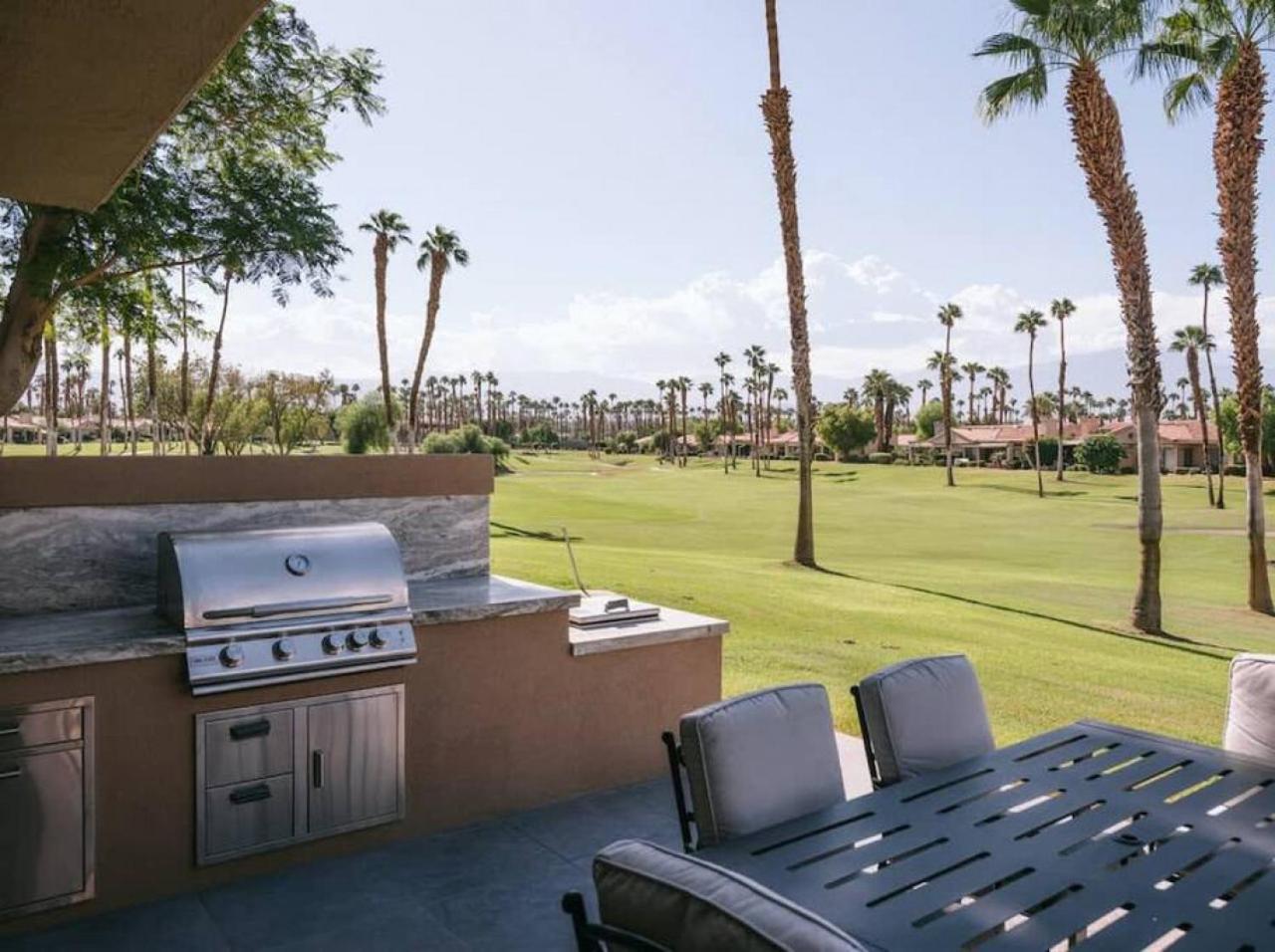 Casa De Vistas By Roav Retreats * Palm Desert