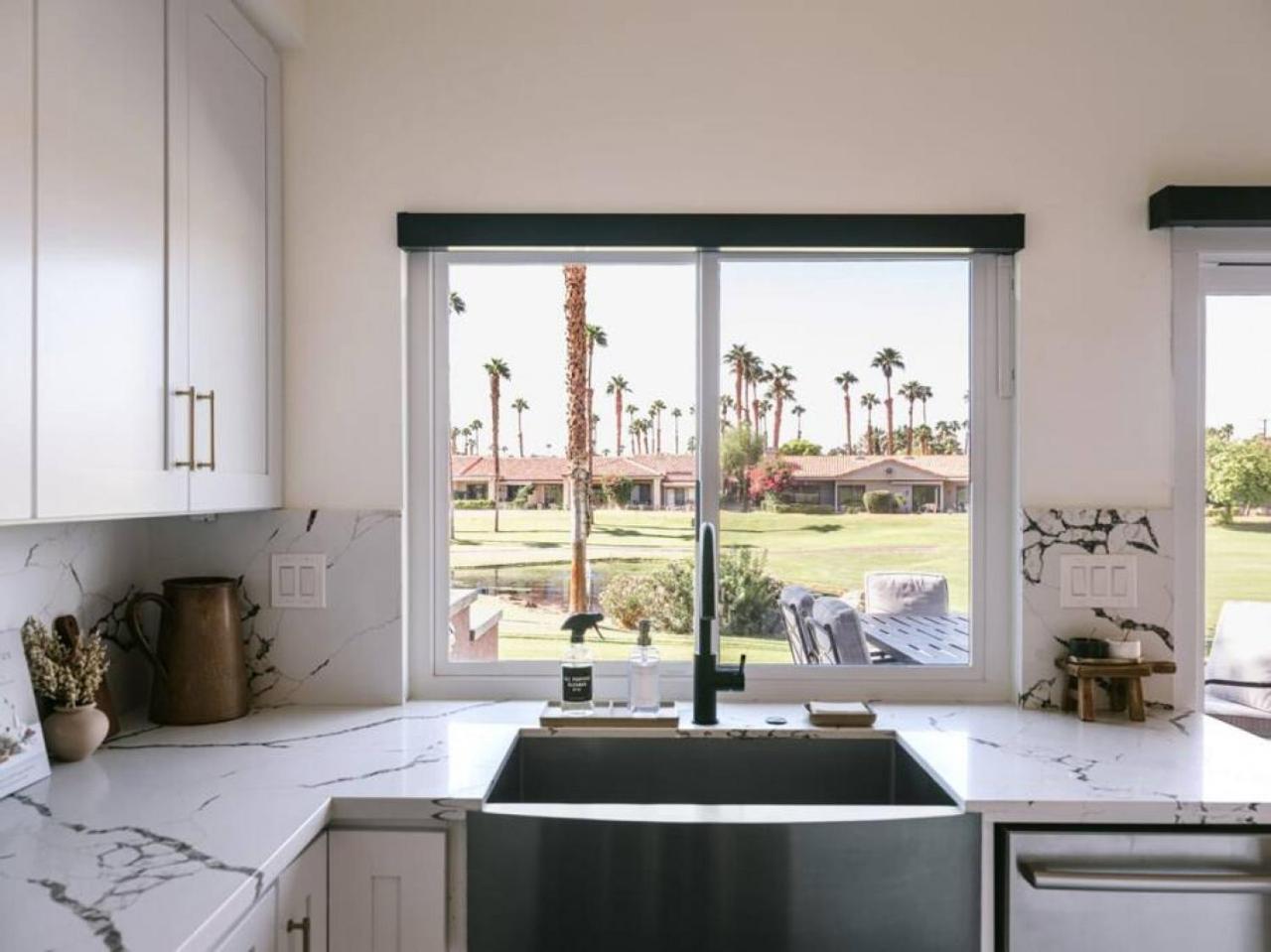 Casa De Vistas By Roav Retreats Palm Desert