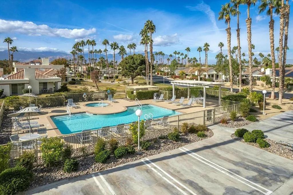 Desert Breezes 3* Palm Desert